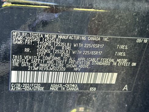 Used 2018 Toyota RAV4 XLE FWD image 28