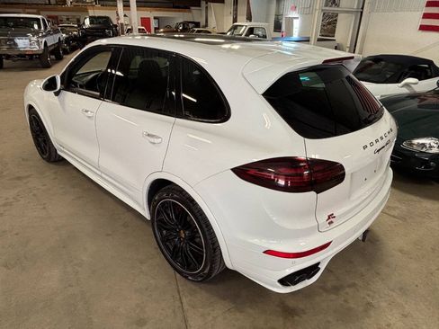 Used 2016 Porsche Cayenne GTS AWD/4WD image 17