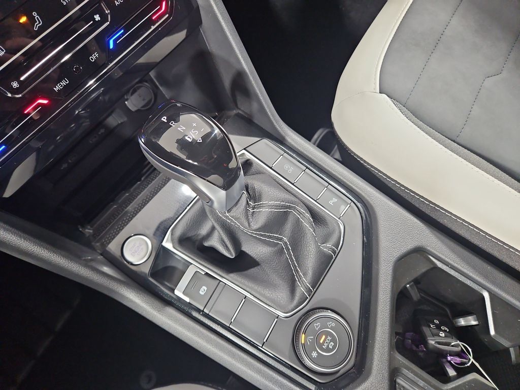 New 2026 Volkswagen Taos SE AWD/4WD image 23