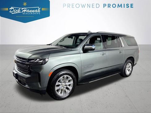 Used 2023 Chevrolet Suburban Premier image 1