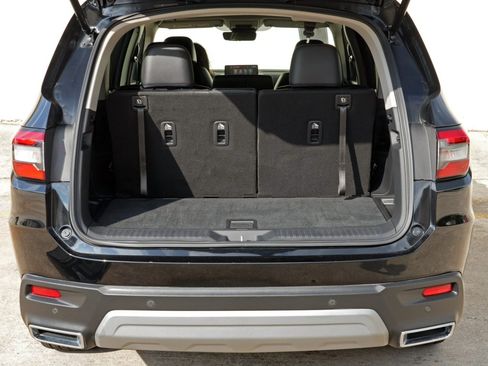 Used 2023 Honda Pilot Touring image 10