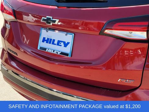 Used 2023 Chevrolet Equinox RS w/ RS Leather Package FWD image 6