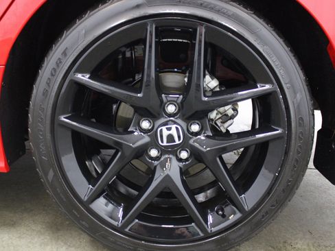 Used 2023 Honda Civic Sport image 8