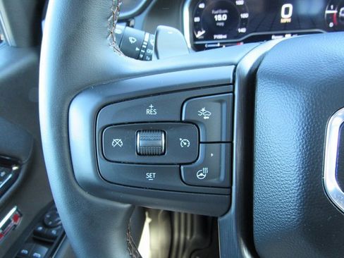 Used 2024 GMC Sierra 1500 AT4 w/ Technology Package image 18