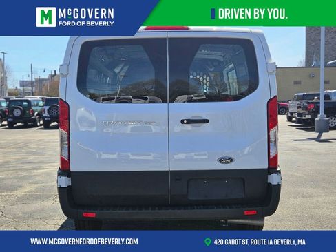 Used 2025 Ford Transit 250 Low Roof w/ Exterior Upgrade Package RWD image 5