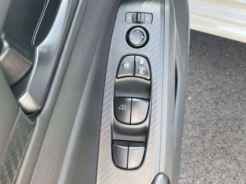 Used 2025 Nissan Altima 2.5 S FWD image 16