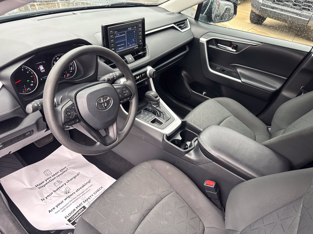 Certified 2021 Toyota RAV4 XLE w/ Convenience Package AWD/4WD image 11