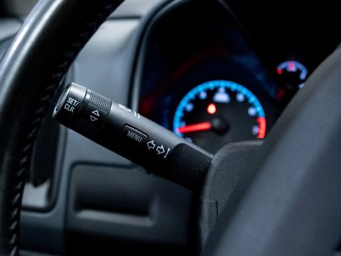 Used 2015 Chevrolet Colorado Z71 image 26