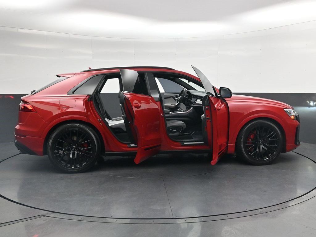 Used 2024 Audi SQ8 Prestige AWD/4WD image 36