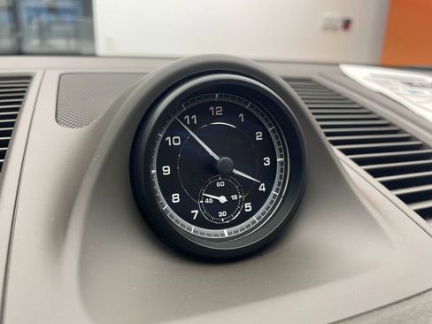 New 2026 Porsche Macan image 11