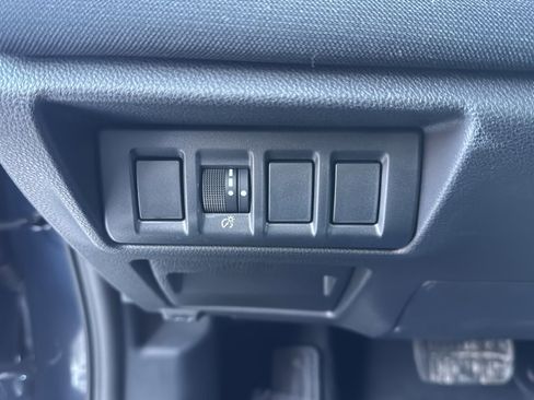 Used 2025 Subaru Outback Premium w/ Popular Package #1A image 27