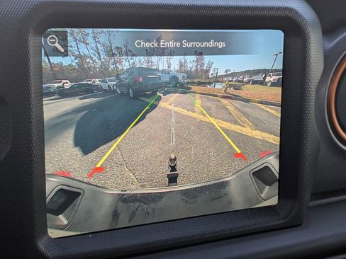 Used 2021 Jeep Gladiator Mojave image 23