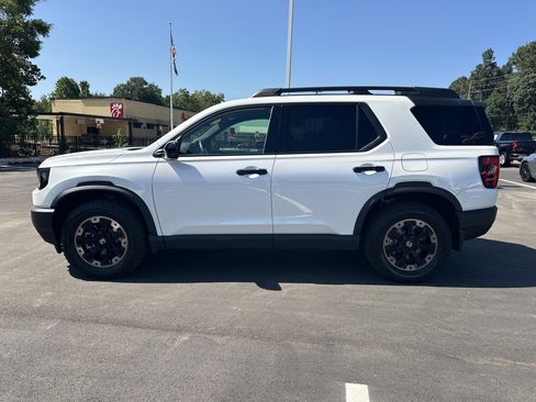 Used 2026 Honda Passport TrailSport Elite image 4