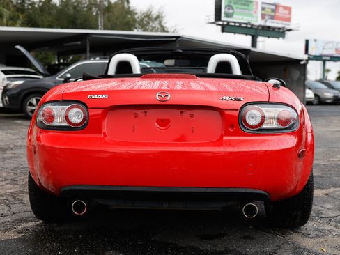 Used 2008 MAZDA MX-5 Miata Touring image 7