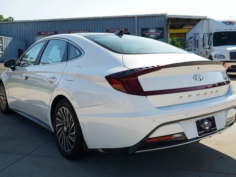 Used 2021 Hyundai Sonata Limited FWD image 4