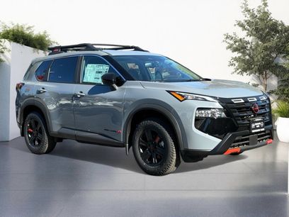 New 2025 Nissan Rogue SV
