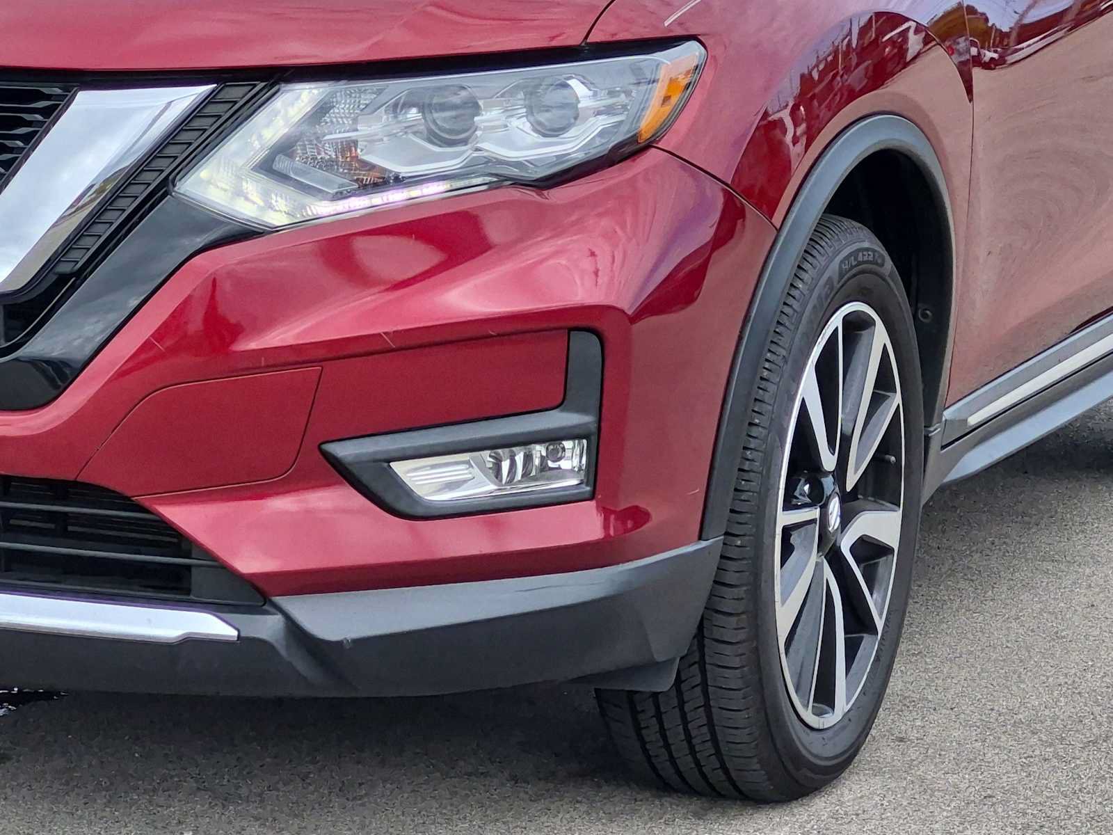 Used 2019 Nissan Rogue SL w/ Premium Package AWD/4WD image 11
