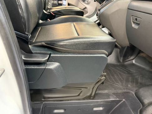 Used 2022 Ford Transit 350 DRW RWD image 27
