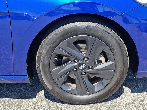 Used 2022 Hyundai Elantra SEL w/ Cargo Package FWD image 8