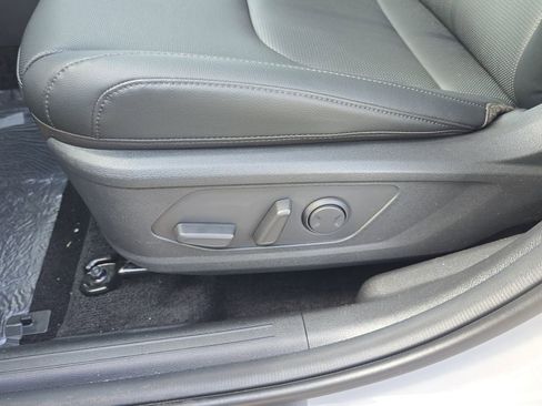 New 2026 Kia Sportage EX image 21