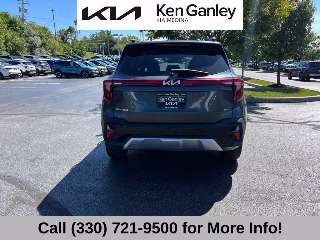 Certified 2024 Kia Seltos EX AWD/4WD image 12