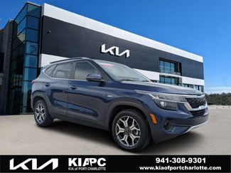 Certified 2022 Kia Seltos EX AWD/4WD video 1