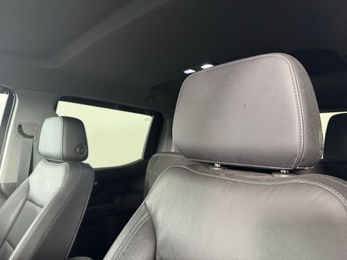 Used 2020 Chevrolet Silverado 1500 LT Trail Boss image 2