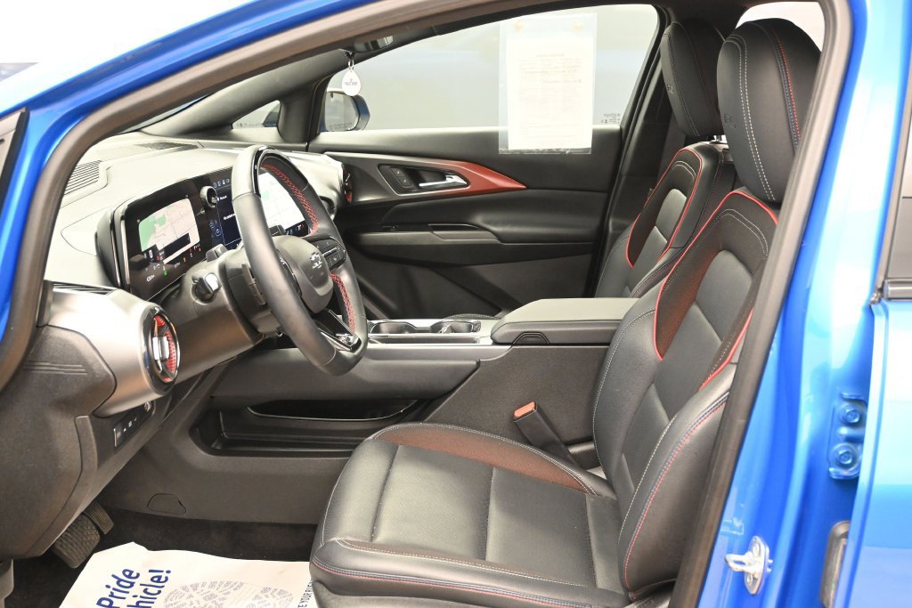 Used 2024 Chevrolet Equinox EV RS w/ Active Safety Package 3 FWD image 9