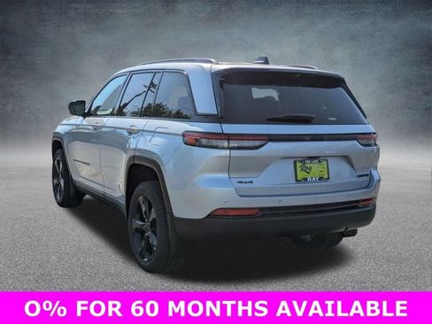 New 2025 Jeep Grand Cherokee Limited w/ Luxury Tech Group II image 6
