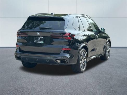 Used 2025 BMW X5 xDrive40i w/ M Sport Package AWD/4WD image 6