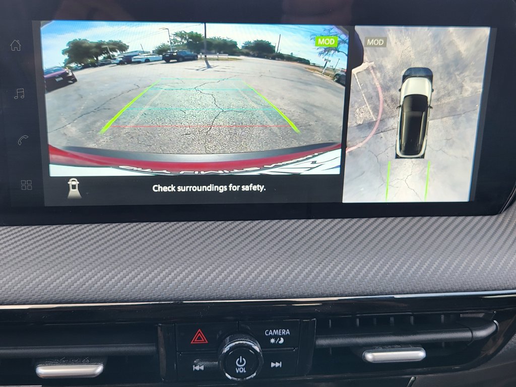 Used 2026 Nissan Kicks SR w/ SR Premium Package FWD image 18
