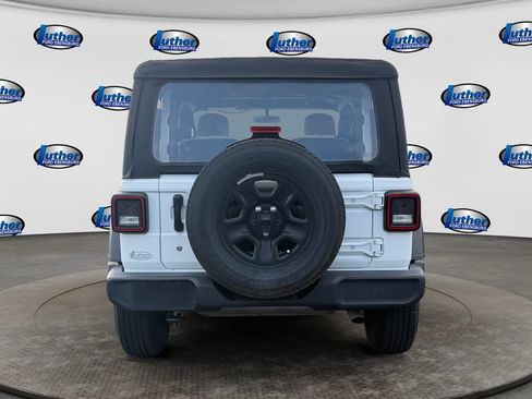 Used 2021 Jeep Wrangler Sport AWD/4WD image 4
