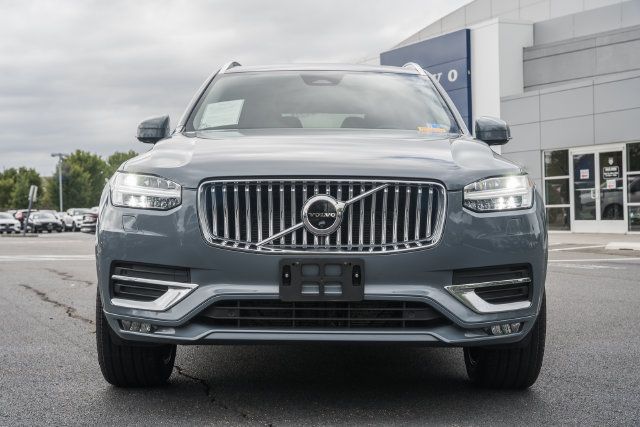 Certified 2023 Volvo XC90 B6 Plus w/ Protection Package Premier AWD/4WD image 2