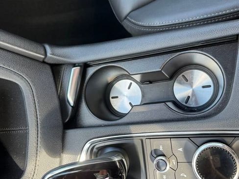 Used 2023 Cadillac XT6 Premium Luxury image 18