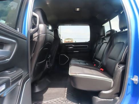 Used 2020 RAM 1500 Laramie AWD/4WD image 23
