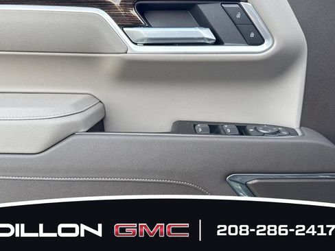 New 2026 GMC Sierra 1500 SLE w/ Preferred Package AWD/4WD image 8