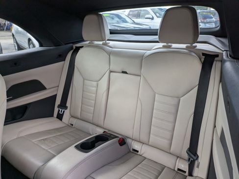 Used 2023 BMW 430i xDrive Convertible w/ M Sport Package image 16