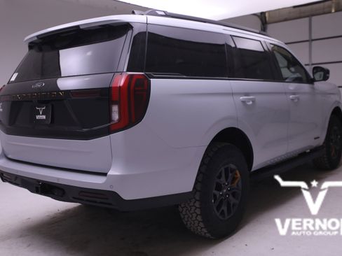 New 2026 Ford Expedition Tremor image 5