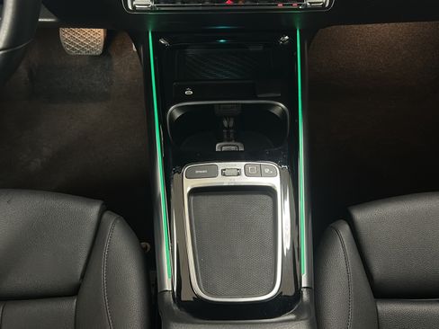 Used 2025 Mercedes-Benz GLA 250 image 19