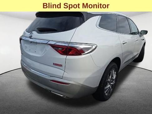 Used 2023 Buick Enclave Essence w/ Experience Buick Package AWD/4WD image 5