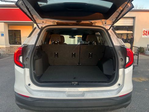 Used 2018 GMC Terrain SLE image 7