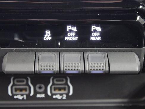 Used 2025 RAM 1500 Rebel image 54