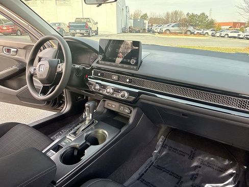 Used 2023 Honda Civic LX image 28