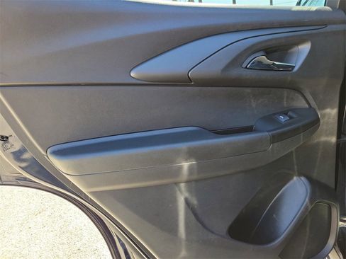 Used 2021 Chevrolet TrailBlazer LT w/ Convenience Package image 8