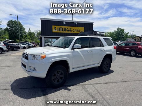 Used 2012 Toyota 4Runner SR5 w/ Convenience Pkg AWD/4WD image 1