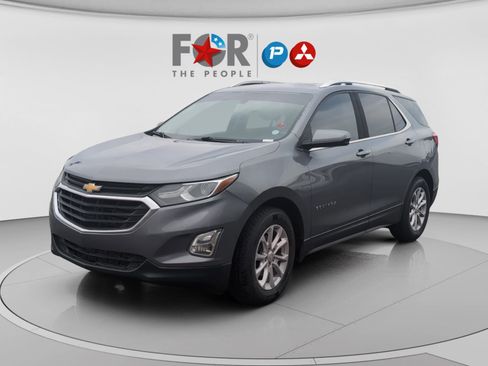 Used 2018 Chevrolet Equinox LT w/ LPO, Cargo Package FWD image 1
