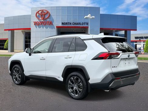 Used 2023 Toyota RAV4 Limited AWD/4WD image 4