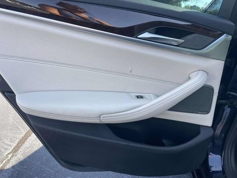 Used 2019 BMW 530i xDrive w/ Convenience Package AWD/4WD image 12