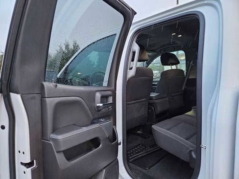 Used 2019 Chevrolet Silverado 1500 LT w/ All Star Edition image 19