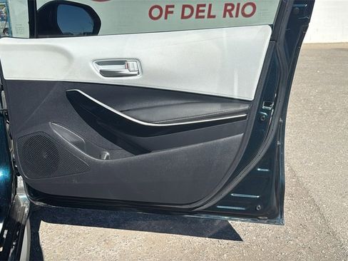 Used 2022 Toyota Corolla XSE image 24